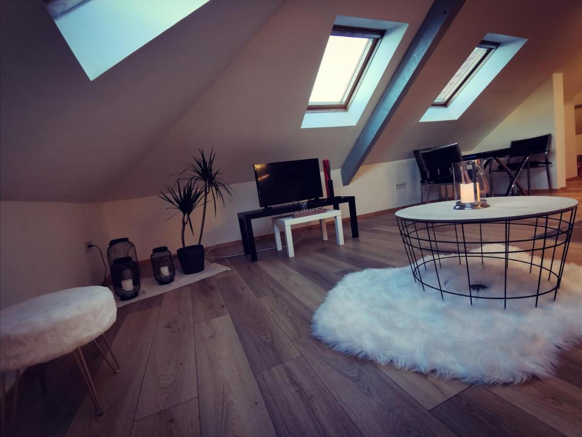 Cosy Chic Daire Erstein Dış mekan fotoğraf